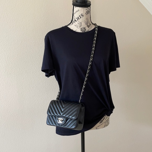 Rare CHANEL mini square chevron black lambskin bag - Picture 5 of 13